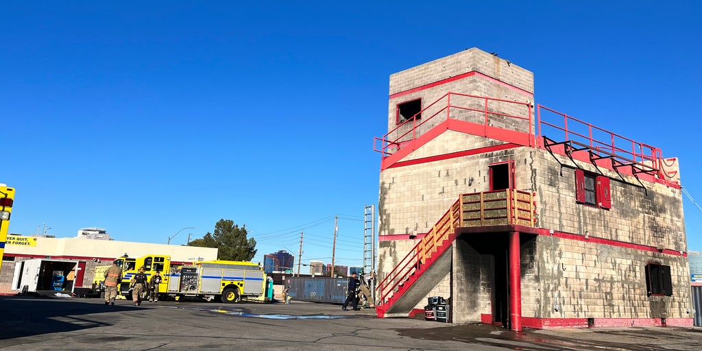 Fire departments recruiting nationwide to combat staffing shortages - Vimarsana News