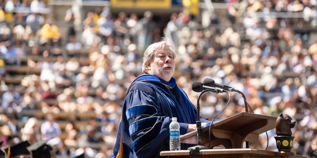 Apple co-founder Steve Wozniak suffered a minor stroke in Mexico, returning to US - Vimarsana News