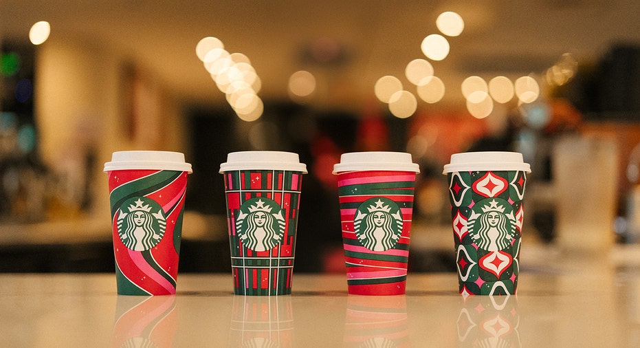 Starbucks Holiday Drinks, Red Cups Release Date Revealed: What’s New ...