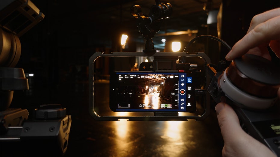 Apple, iPhone 15