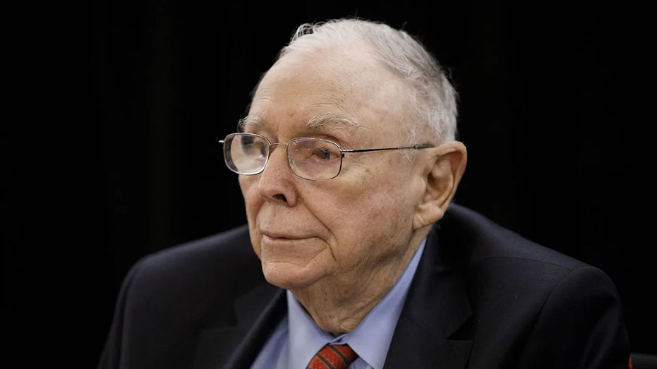 Charlie Munger, başından ve omuzlarından vuruldu