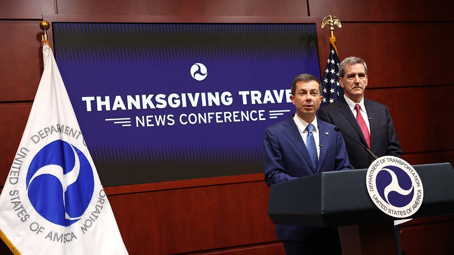 Transportation Department Thanksgiving travel press conference