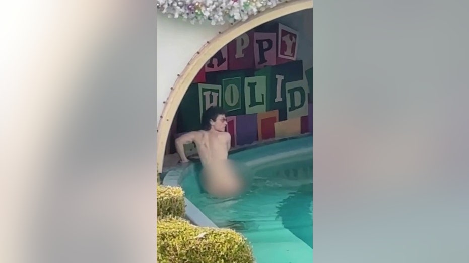 naked man at Disneyland