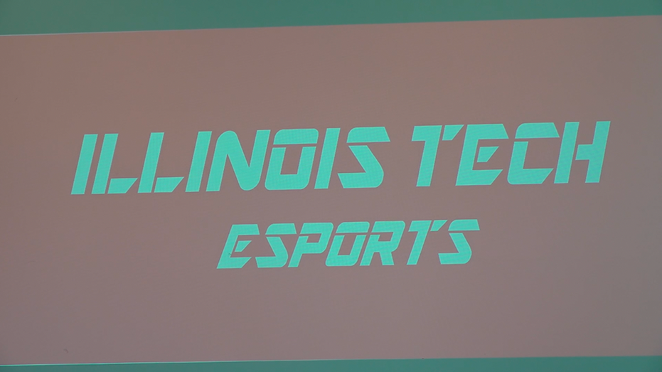 Illinois Tech esports program logo