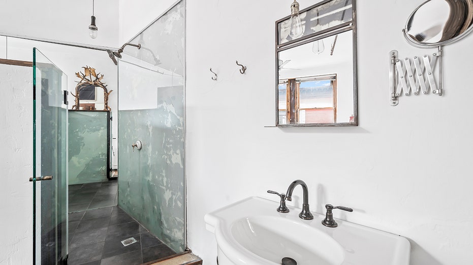 Bathroom in the apartment