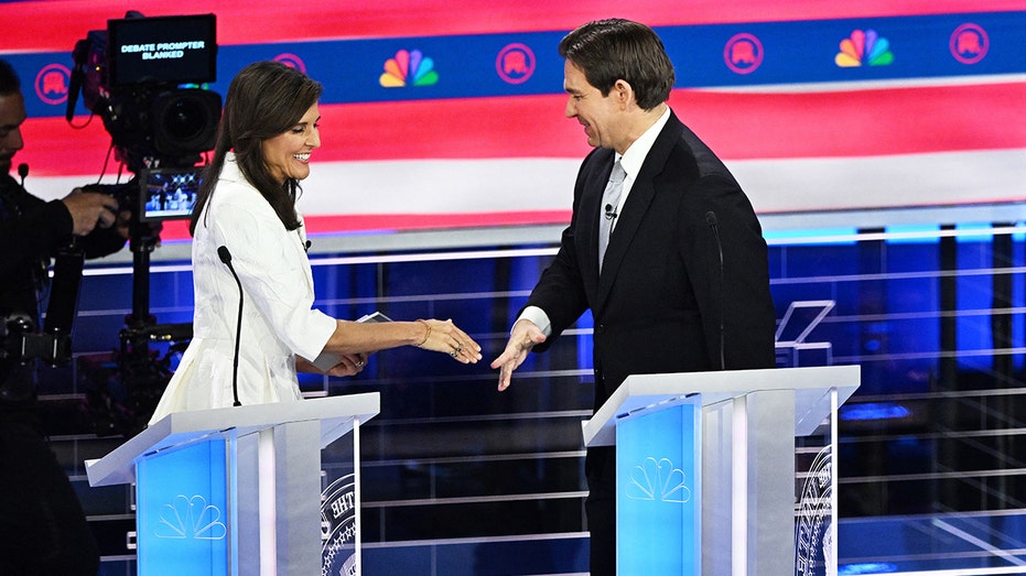 Haley and DeSantis shake hands at the GOP debate in Miami