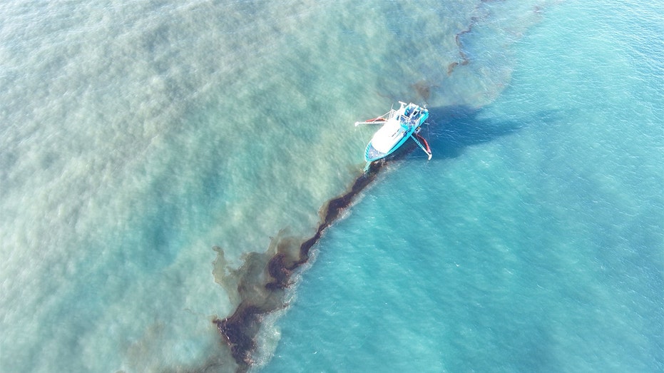 An overhead shot of the oil spill