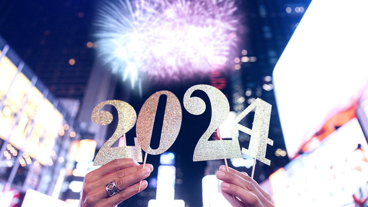 Step into Opulence: Times Square Rings in 2024 with Priciest NYE Bashes, Tickets Selling at K!