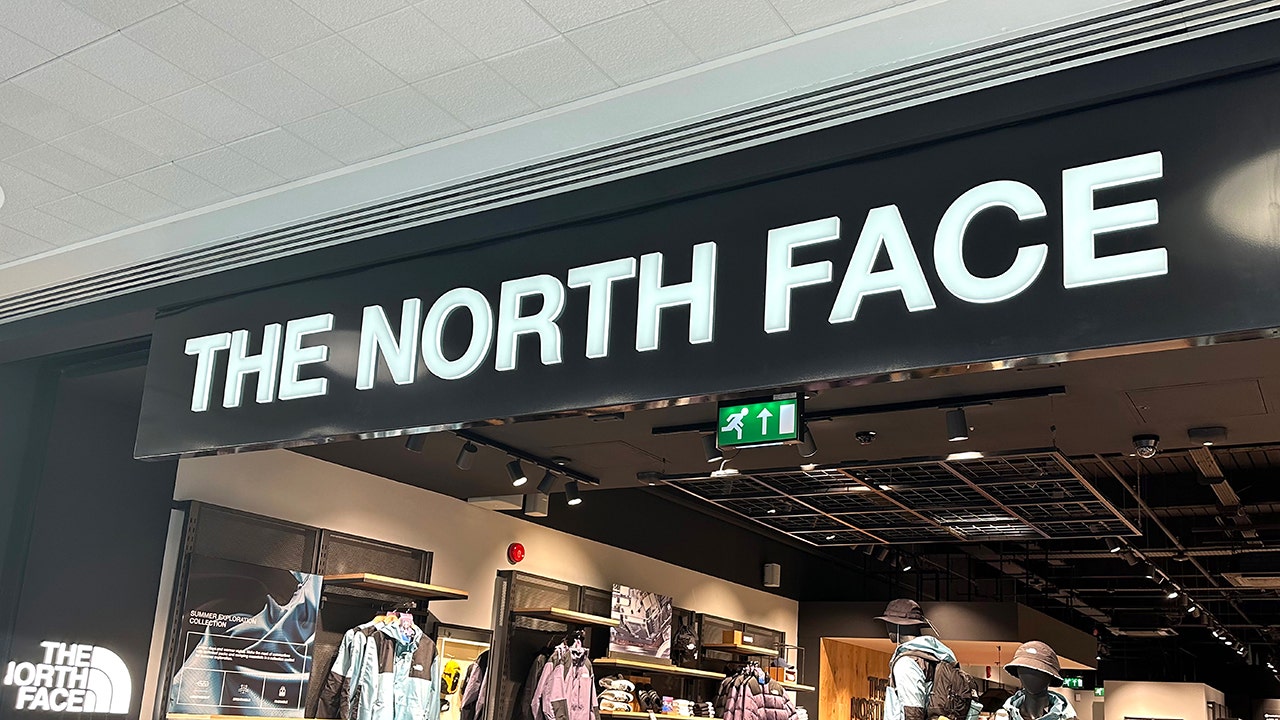 North face online store top