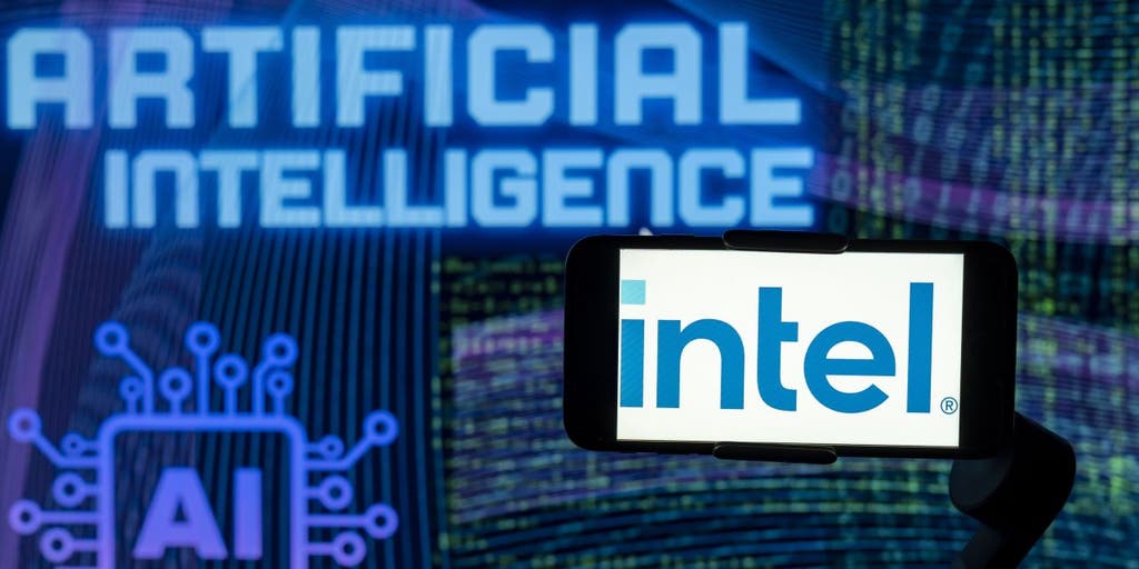 Intel CEO touts 'AI Everywhere' initiative, previews AI PC push