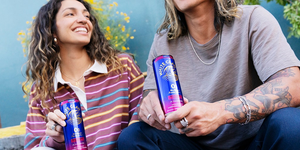 New 0% alcohol White Claw draws mockery and praise from social media: 'Seltzer water at beer prices' - Vimarsana News
