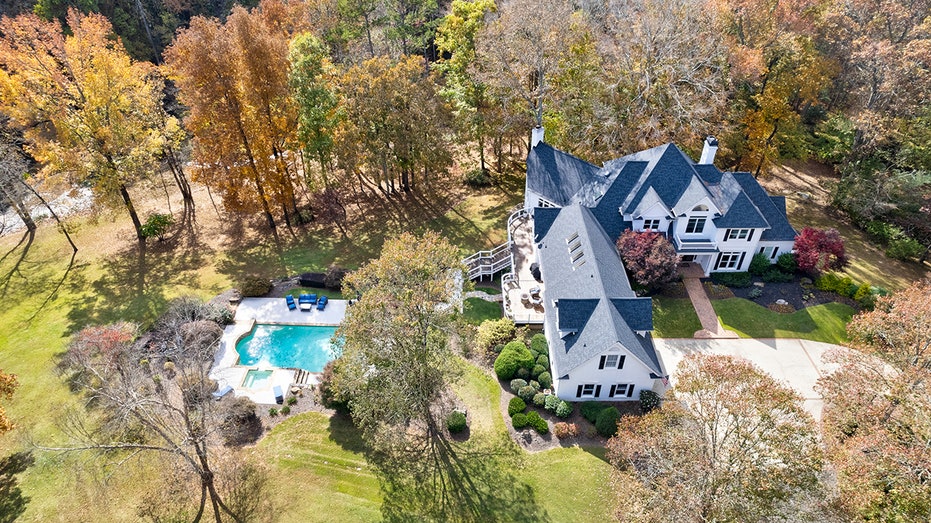 Aerial view of Gary Rossington's estate