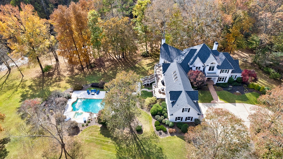 Aerial view of Gary Rossington's estate