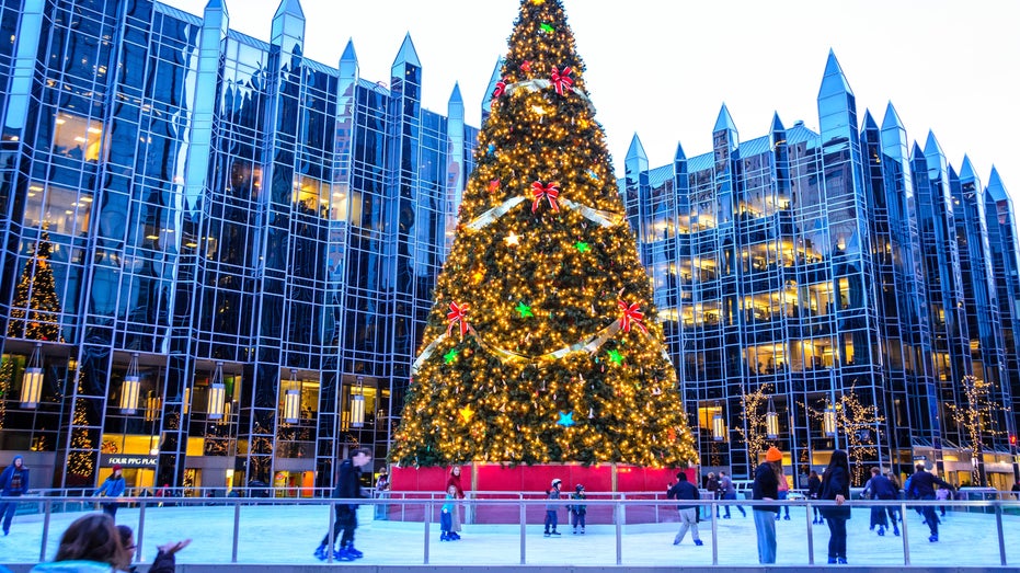 PPG Place Skating Rink