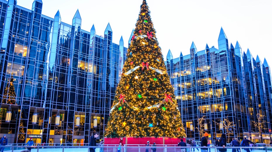 PPG Place Skating Rink