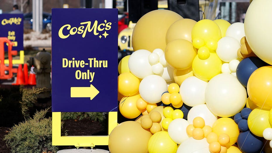 CosMc's drive-thru in Bolingbrook, Illinois