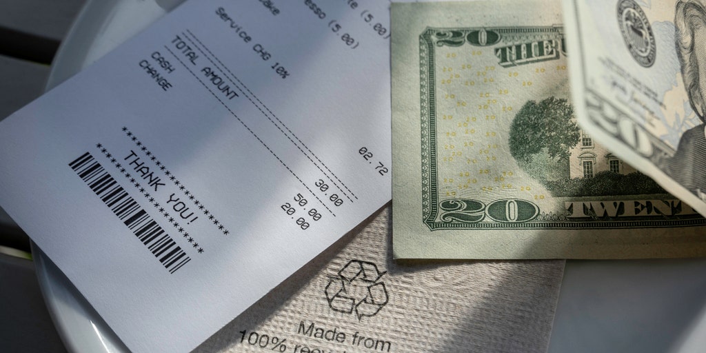 Atlanta restaurant under fire for charging health insurance fee on bill - Vimarsana News