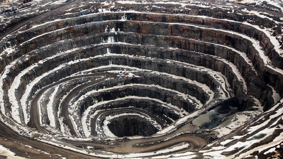 Diavik diamond mine pit
