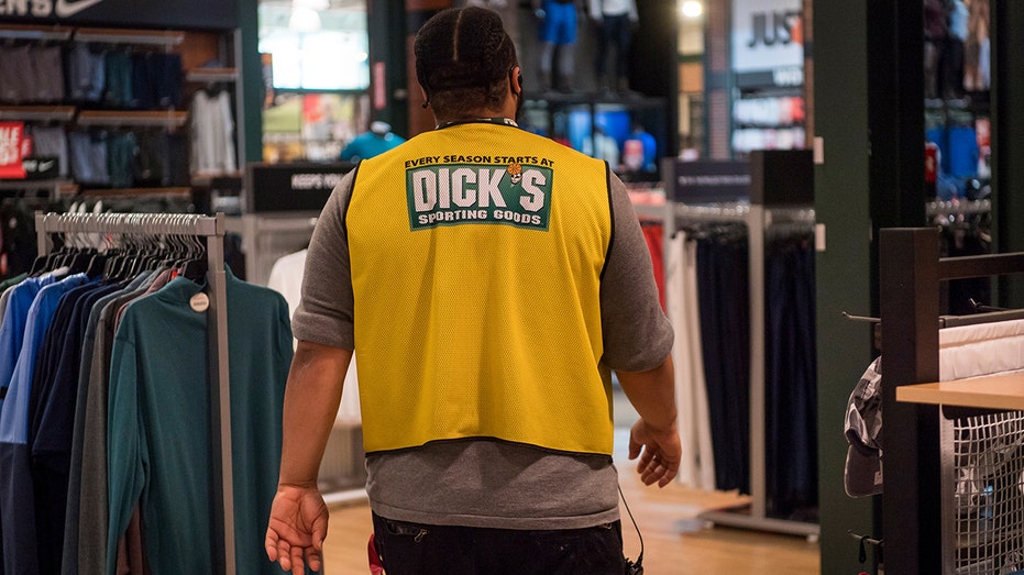 Inside A Dick's Sporting Goods Ahead Of Earnings Figures