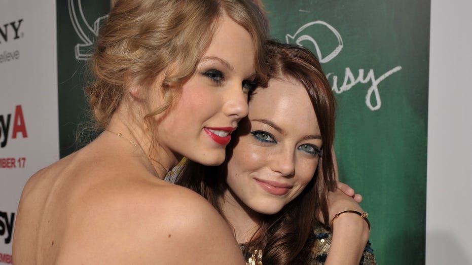 Taylor Swift and Emma Stone