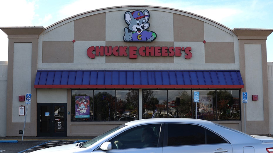 Chuck E. Cheese location