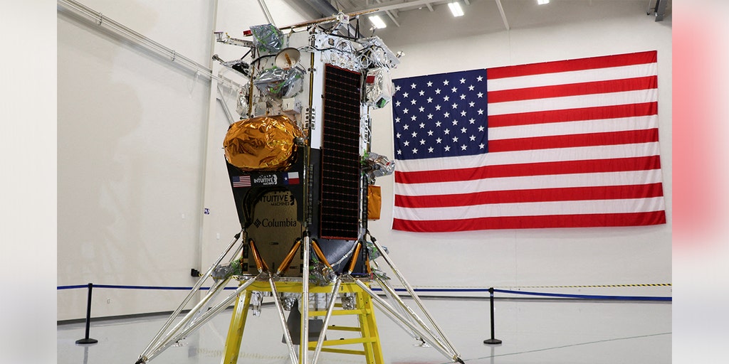 US hours away from attempt at first moon landing in half century with 