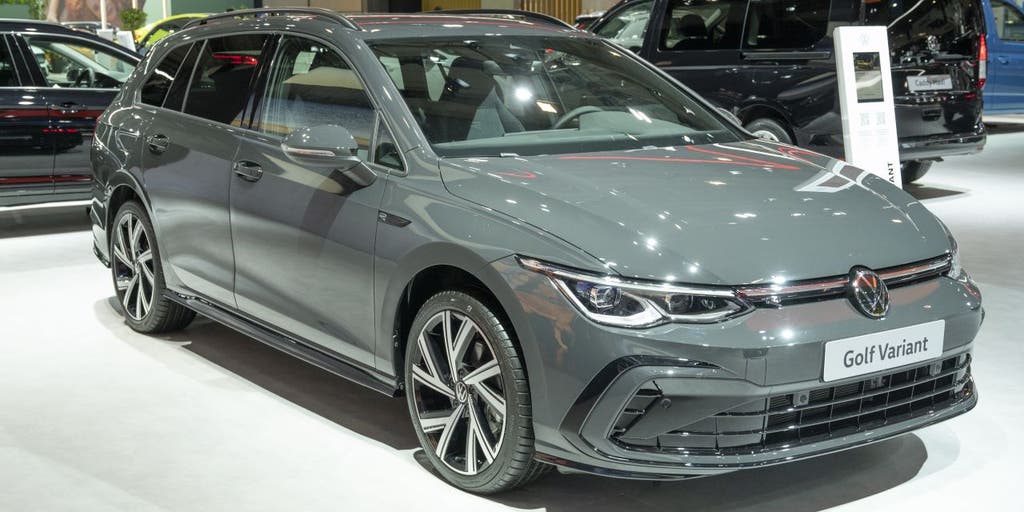 Volkswagen, Audi to recall over 261,000 vehicles to fix fuel leak, fire risk - Vimarsana News