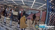 Armed thieves in NYC steal $51K in Gucci items: video