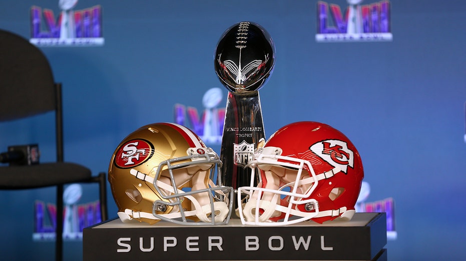 49ers, Chiefs helmets, trophy