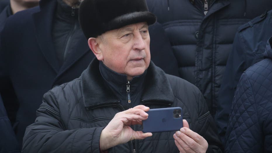 Russian candidate iPhone