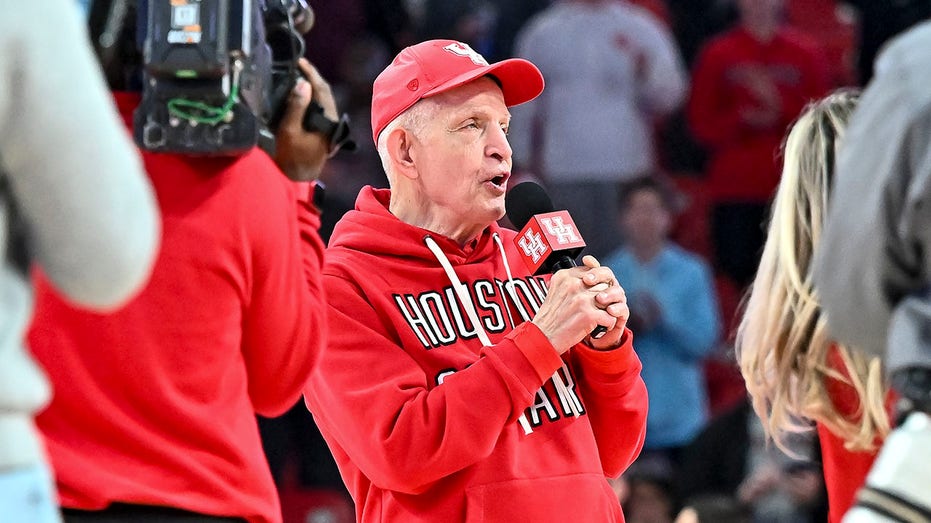 Mattress Mack leads a fan chant