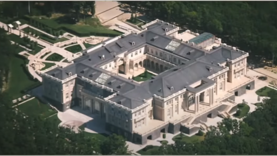 Vladimir Putin's Black Sea mansion