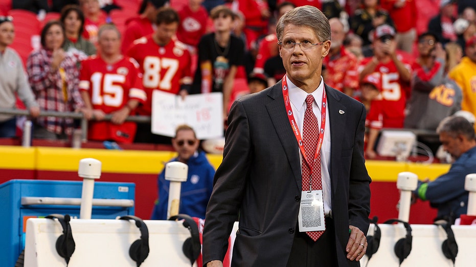 Clark Hunt