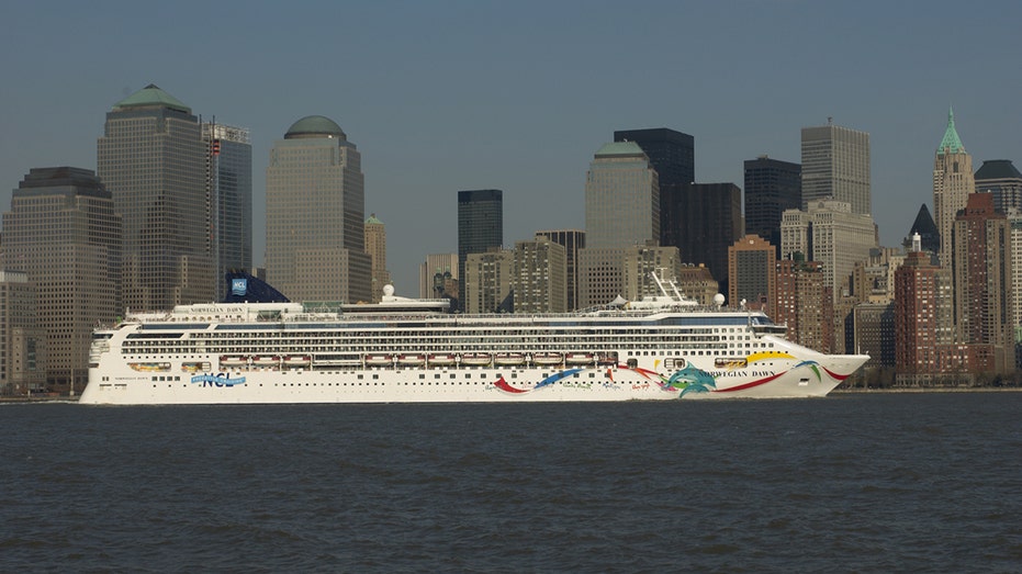 Norwegian Dawn in NYC