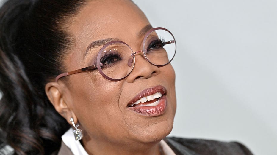 Oprah Winfrey Leaves WeightWatchers Board, Donates Stock