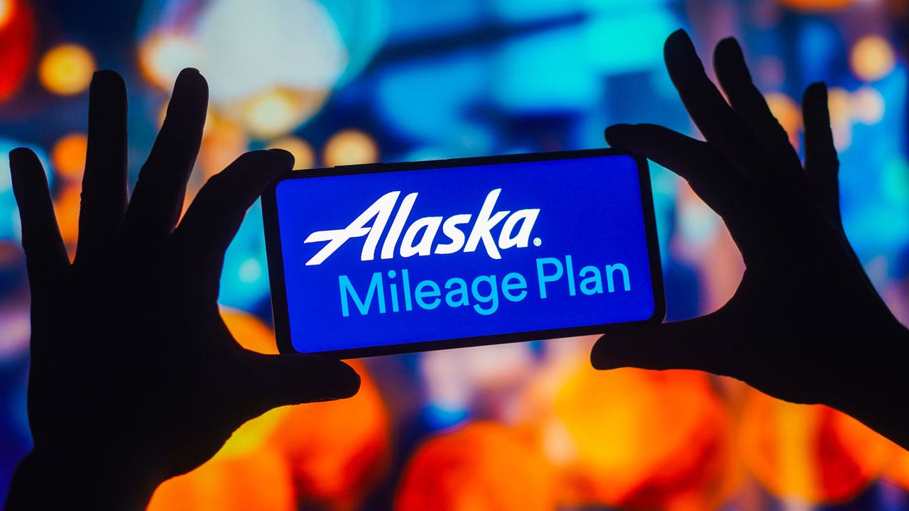 Alaska Airlines' Mileage Plan rewards program your complete guide