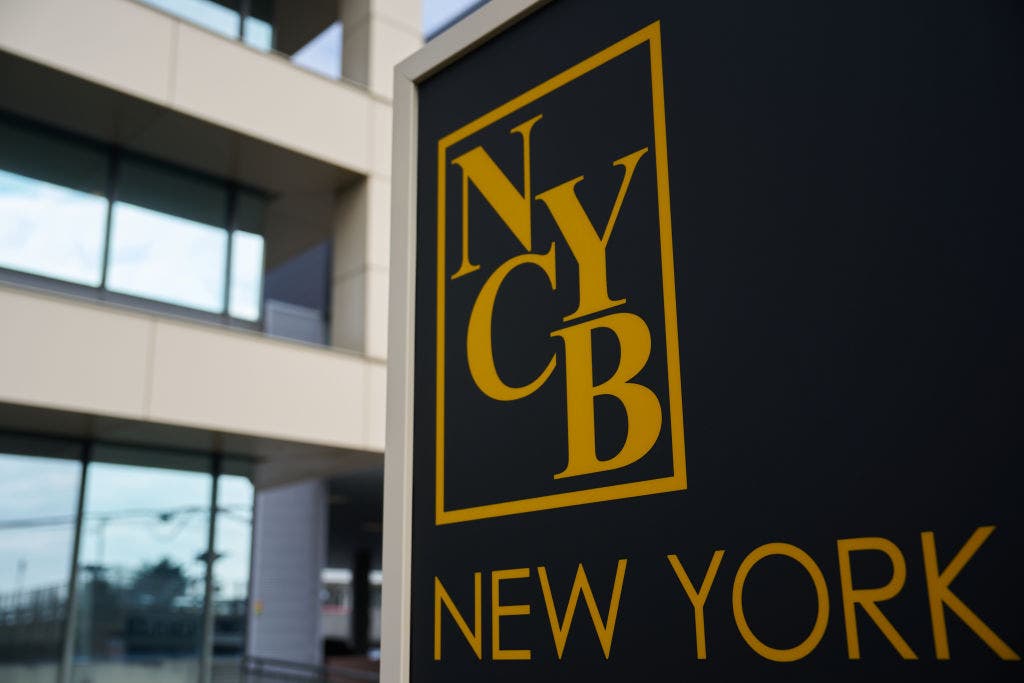 NYCB stock plummets as bank replaces CEO, cites 'material weakness