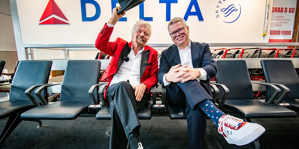 UK Billionaire Richard Branson Gives Free Cruise Tickets To Entire Delta  Flight