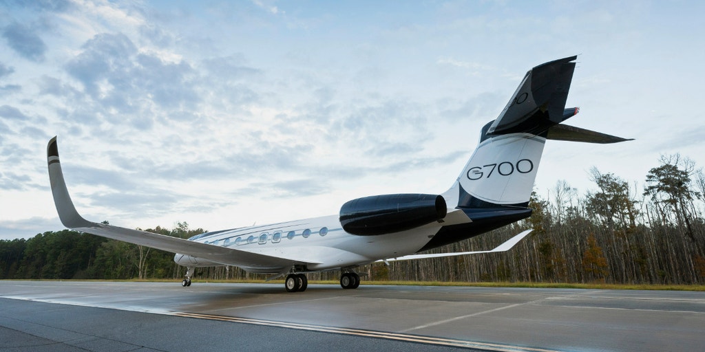 https://a57.foxnews.com/static.foxbusiness.com/foxbusiness.com/content/uploads/2024/03/1024/512/Gulfstream-G700-2.jpg?ve=1&tl=1