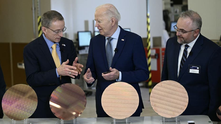 Intel CHIPS Arizona President Biden tour