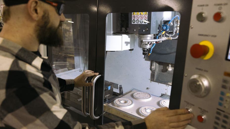 Manufacturing Worker Milling Machine