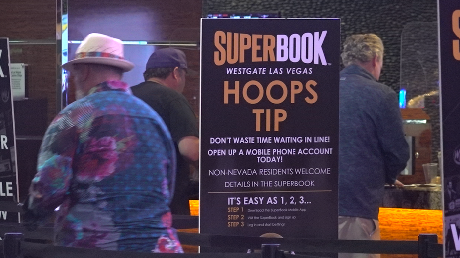 A sign with a tip on betting at the SuperBook