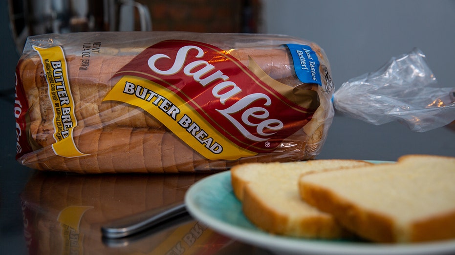 A photo of Sara Lee butter bread in its package