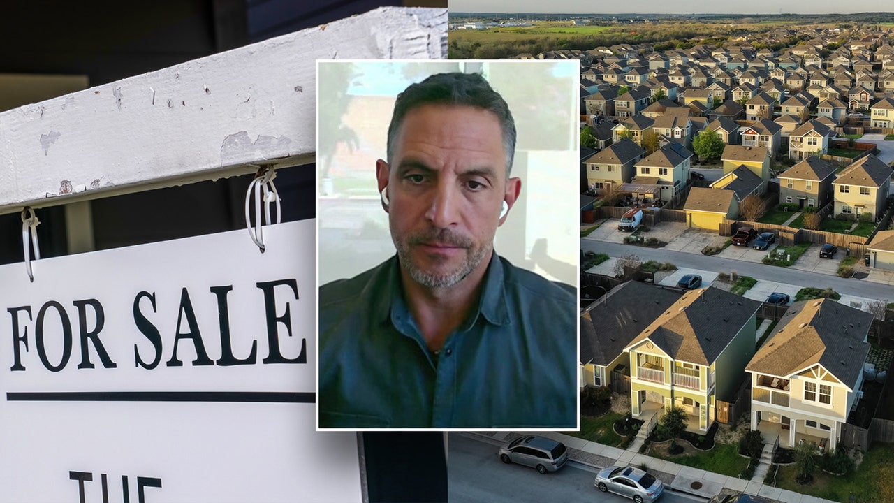 Celebrity real estate agent Mauricio Umansky explains when housing