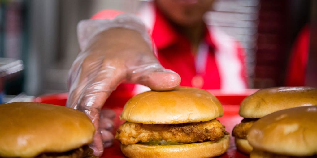 5 beloved fast food restaurants that went extinct and why - Vimarsana News