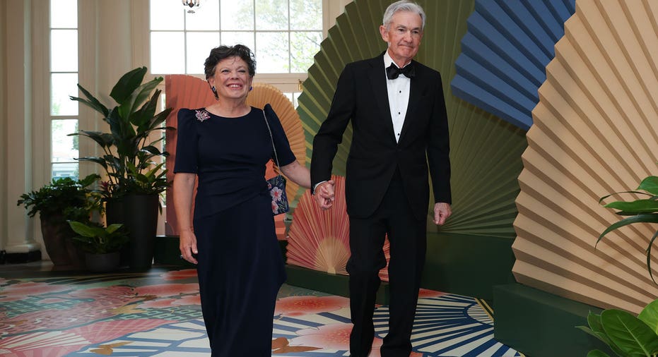 Jerome Powell and wife Elissa Leonard