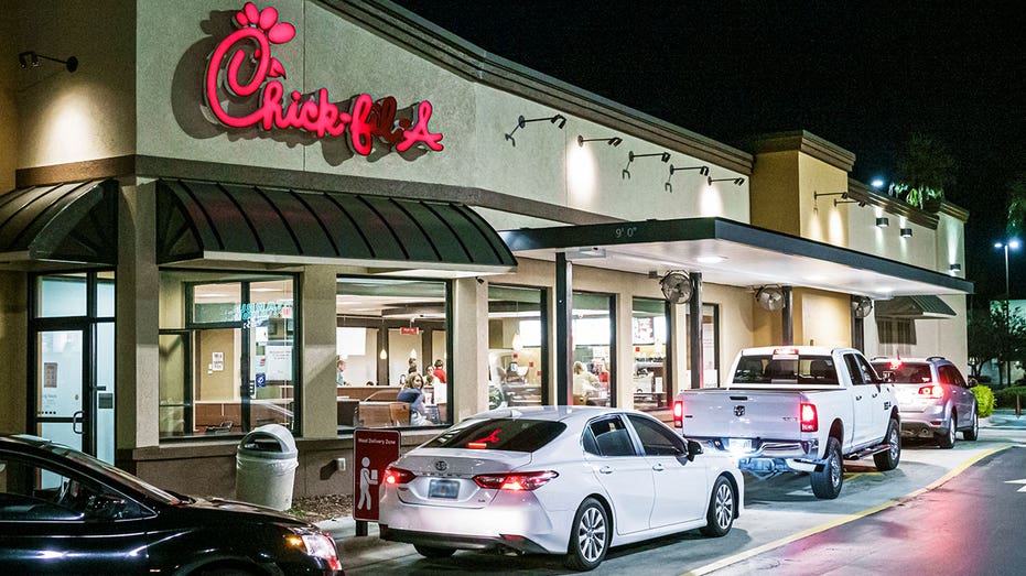 Chick-fil-A drive thru