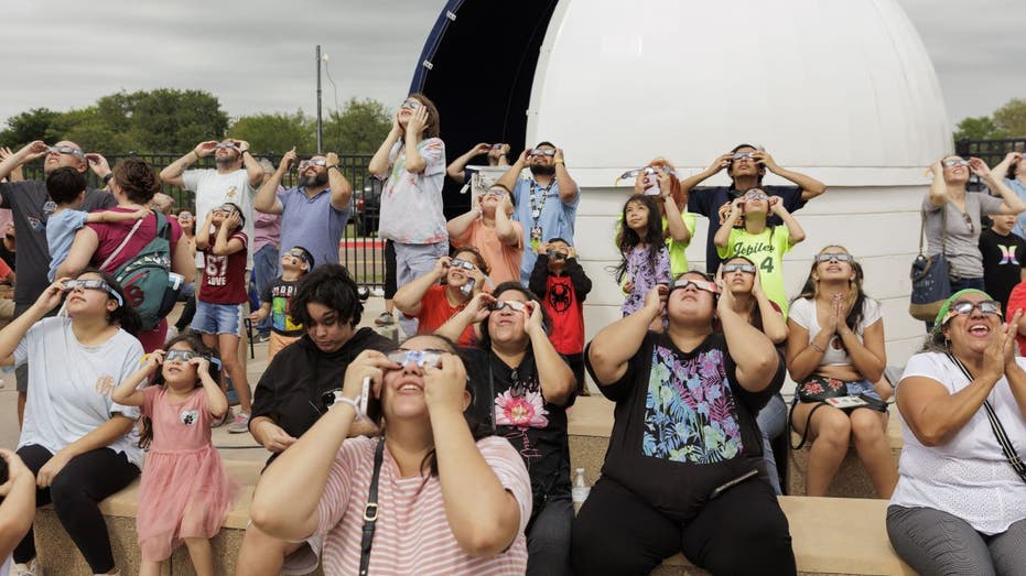 Solar Eclipse Viewers