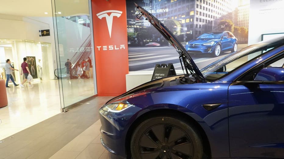 Tesla conveyance showroom