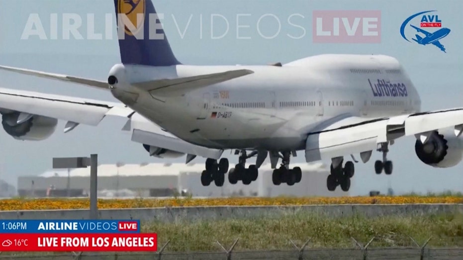 Lufthansa plane after bounce